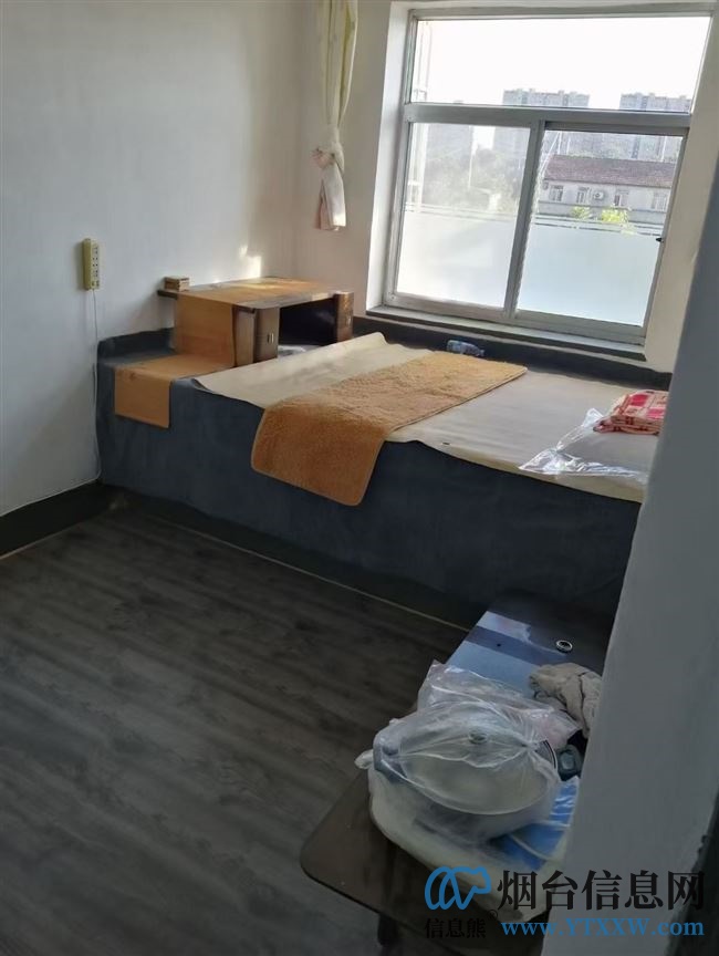 莱州市亭子附近棉纺厂宿舍楼有一处楼房子2楼50平左右出租，月租金650，有网